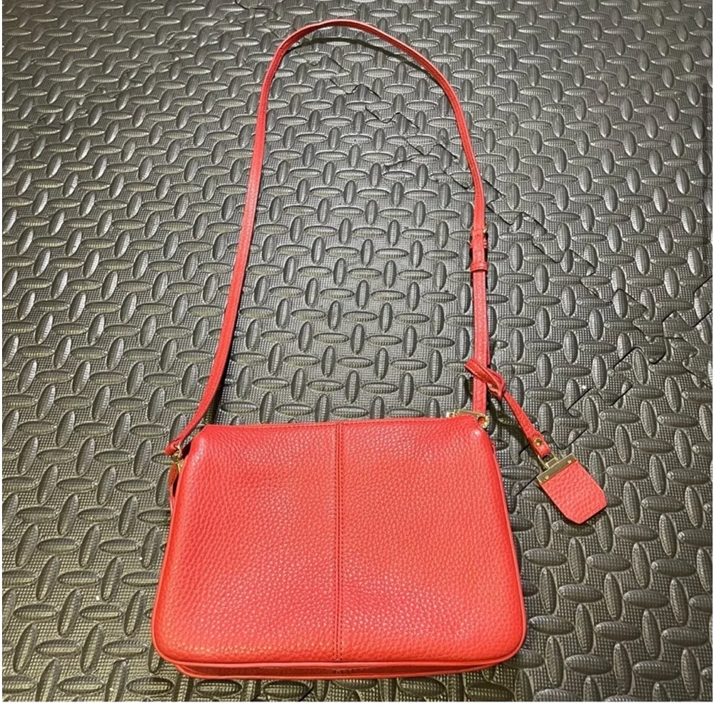 DKNY Crossbody Bag  Handbag Genuine Leather Zipped Red Classic Statement - Picture 3 of 11